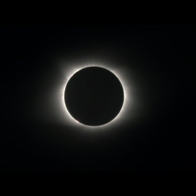 Total eclipse by Jim Opalek. Settings: Taken through telescope